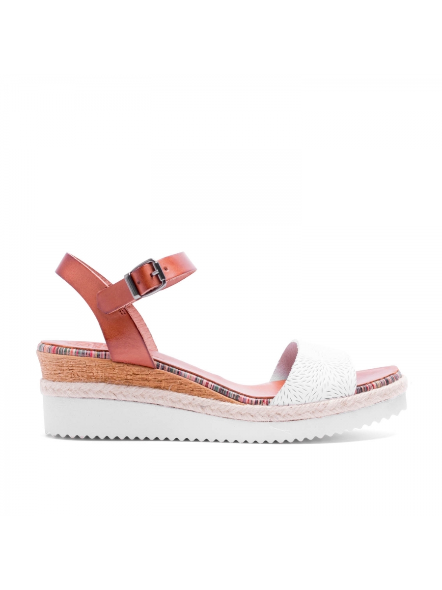 FLORAL EMBOSSED WHITE LEATHER WEDGES | ãPorronet.comã